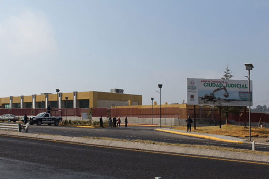 Atestigua El jefe Diego develacin de placa en Ciudad Judicial de Tlaxcala 1