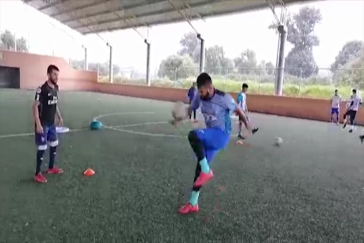 NOTA DEBUT RAPIDO.mp4.Imagen fija002