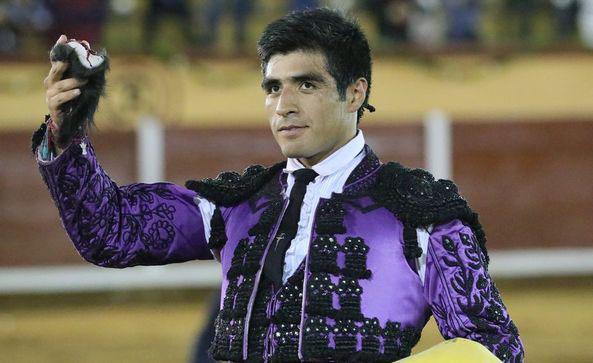 Pepe Nava triunfador y ganadería de Haro triunfadores en la segunda corrida de la Feria Taurina