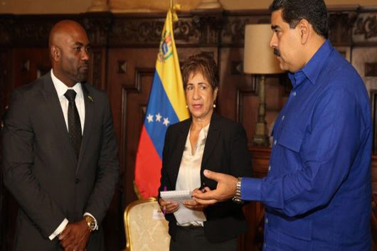 venezuela junto a delegados jamaiquinos prensa presidencial.jpg 1718483347 1