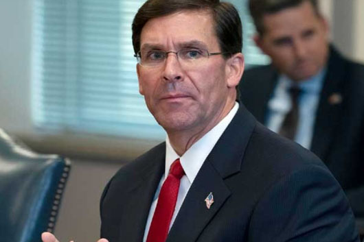 Trump despide MARK ESPER