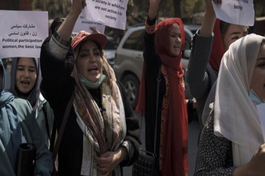 continuan protestas activistas Kabul