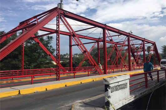 puente rojo