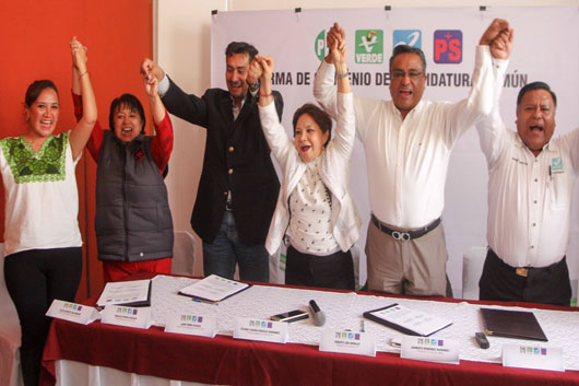 120218 FIRMA DE CONVENIO DE CANDIDATURA COMUN POSADA PRI PS PANAL VERDE TLAXCALA 02