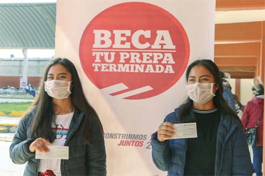 SEPE ENTREGA BECAS EN CONTLA