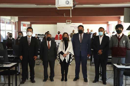 Inauguró Gobernadora Laboratorio de Inglés y Centro de Cómputo en el Cobat 01