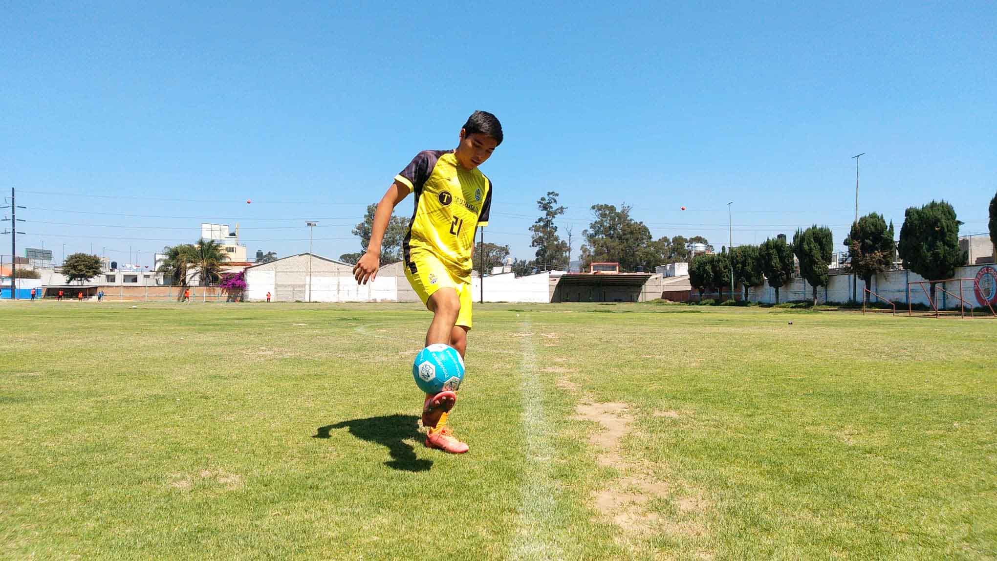 René Pérez quiere ser jugador profesional