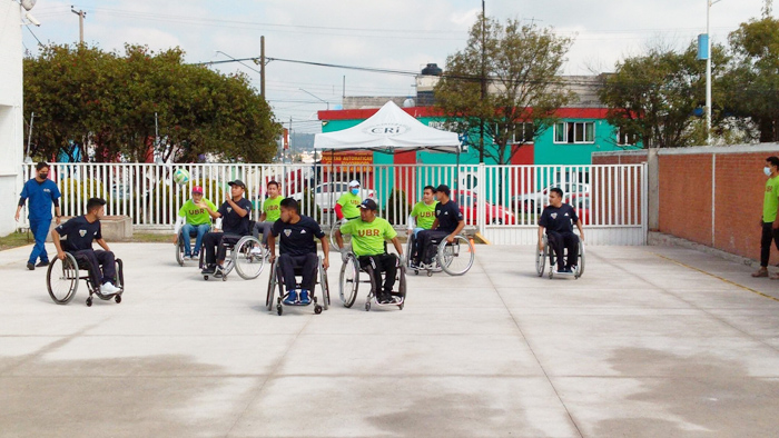 Se realizó exhibición de rugby en silla de ruedas 