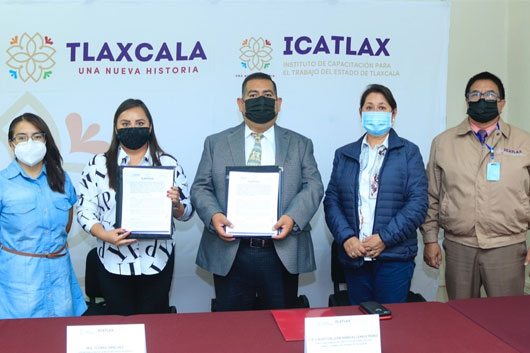 Facilitan asociación de mujeres tlaxcaltecas e Icatlax cursos de capacitación al sector femenil