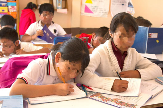 Inician clases más de 370 mil estudiantes y 35 mil maestras y maestros