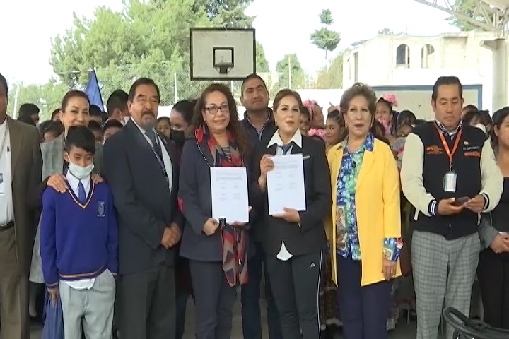 Firma SEPE-USET convenio de colaboración en favor de la Telesecundaria “12 de Octubre”  Huamantla