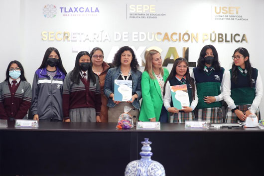 Estudiantes participan en foro “Unidos Frente al Cambio Climático” organizado por la SEPE-USET