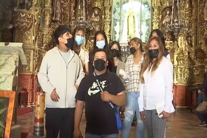 Los jóvenes que forman parte del programa “Uniendo Historias” conocieron la capital tlaxcalteca 