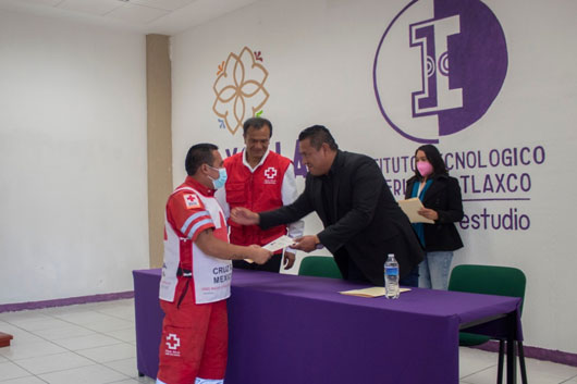Tecnológico de Tlaxco y Cruz Roja certifican a seis personas en la evaluación conocer EC0076