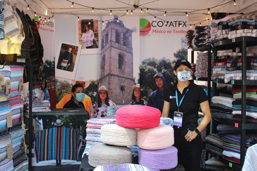 Productores y artesanos tlaxcaltecas estuvieron presentes en el Tour Mundial De Voleibol De Playa