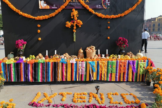 Muestra Tlaxcala su grandeza cultural en la ofrenda monumental del zócalo de ciudad de México