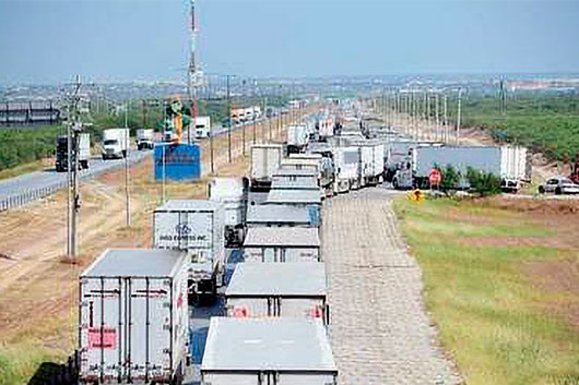 Rechaza México las inspecciones texanas al transporte de carga