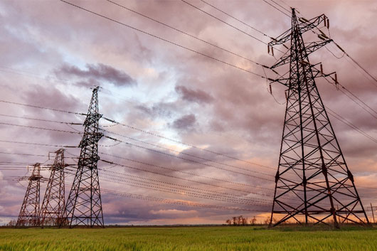Corte avala votación que mantiene vigente Ley de la Industria Eléctrica de AMLO