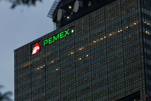 Pemex procesa más petróleo en julio; exportaciones suben levemente