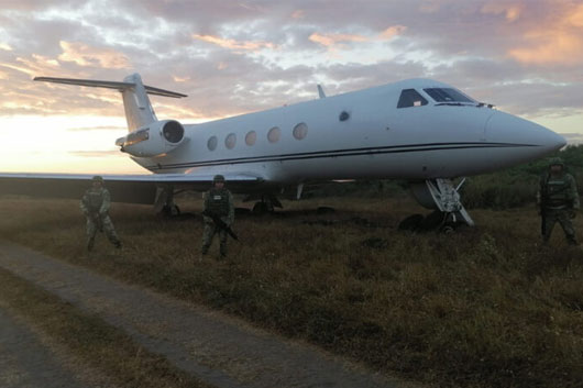 Ejército asegura aeronave que se internó ilegalmente en el país