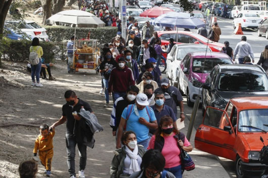 Decesos e internos por covid, 80% menos que hace un año 