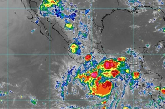 ‘Bonnie’ se convierte en huracán categoría 1