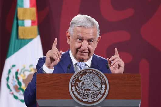 No despedir empleados, condición del gobierno en venta de Banamex: AMLO