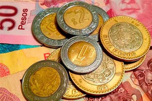 Sigue el peso al alza; se vende en $19.50 por dólar