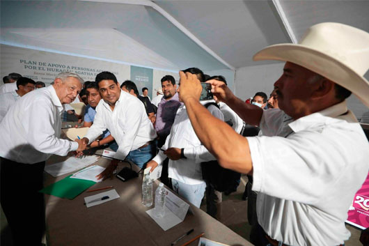 Calcula AMLO en 28 mil las viviendas afectadas en Oaxaca por 'Agatha'