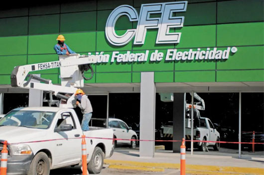 Apagón en Península de Yucatán deja sin luz a 1.3 millones de usuarios
