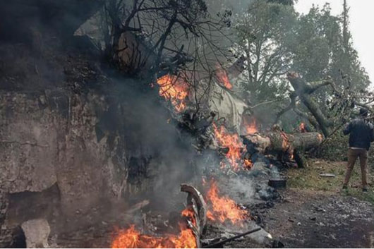 Jefe del Estado Mayor indio, entre los 13 fallecidos de accidente de helicóptero