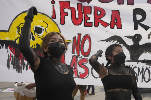 Perú detiene operaciones de la petrolera Repsol