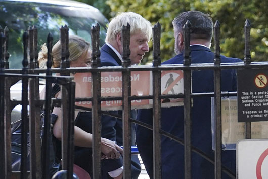 Boris Johnson no apoyará a 11 aspirantes a sucederle en GB