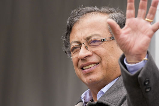 Designa Petro a nuevo ministro de Defensa en Colombia 