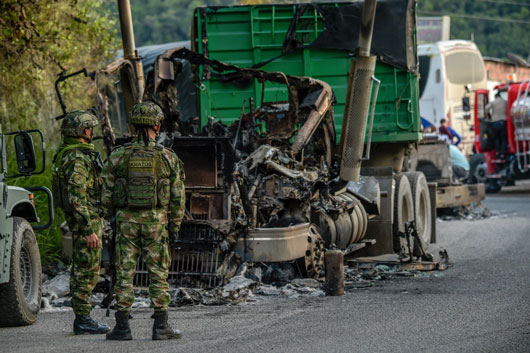 Colombia y ELN proponen a EU participar en negociación de paz