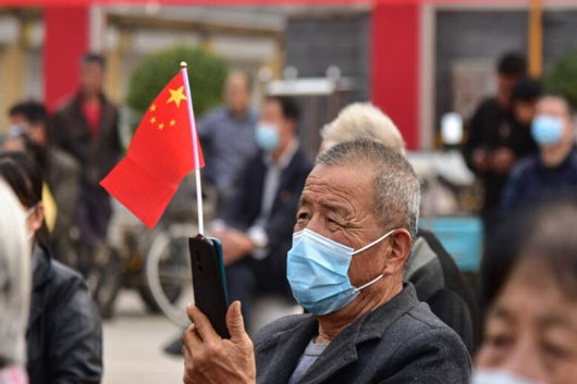 China denuncia a manifestantes en Reino Unido por entrar en su Consulado ilegalmente