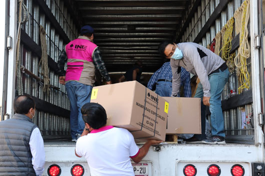 Recibió el INE en Tlaxcala más de 17 mil piezas de documentación y material electoral de la revocación de mandato