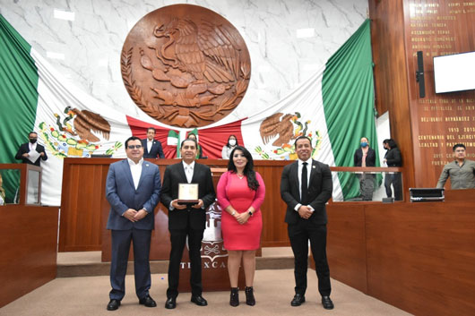 Otorga la LXIV Legislatura “Premio Miguel N. Lira” a José Fabián Rodolfo Robles Medrano