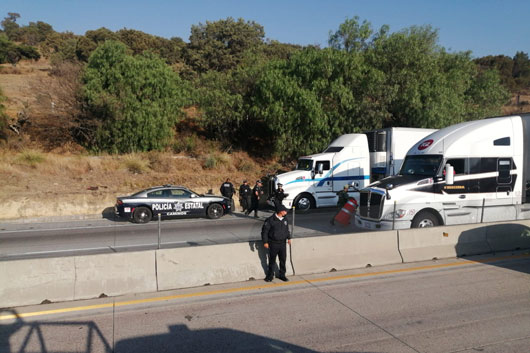 SSC atiende de manera interinstitucional llamado de emergencia sobre robo de tractocamión en Autopista Arco Norte