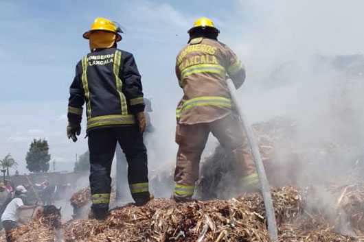 Bomberos brindó auxilio para controlar incendio en Apizaco