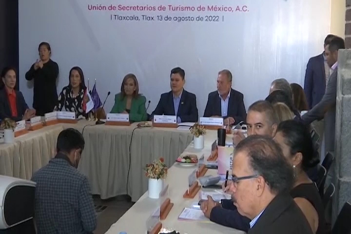 Inaugura gobernadora Lorena Cuéllar trabajos de la  cuadragésima séptima sesión ordinaria de la ASETUR 