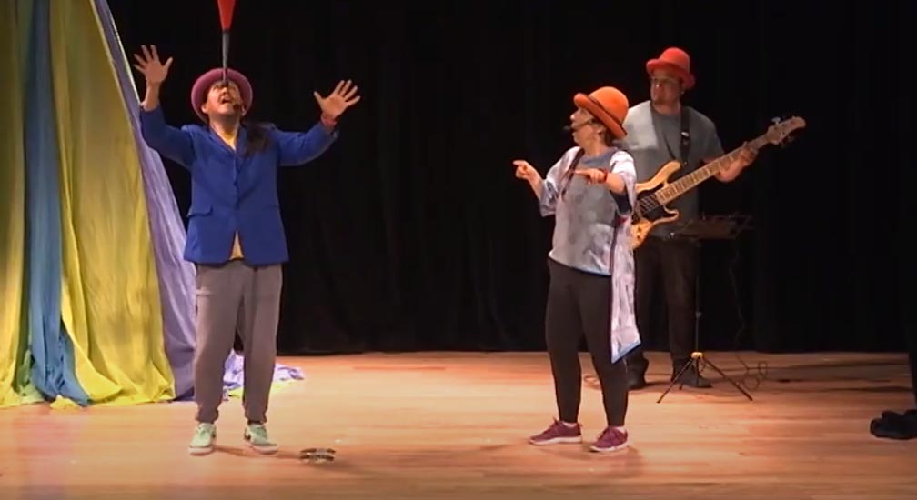 Disfrutan niños del curso de verano “Yo si prevengo desde pequeño” de la SSC de función de teatro