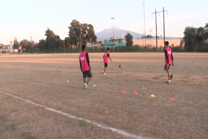 Deportivo Tlahuicole busca consolidarse en el futbol local