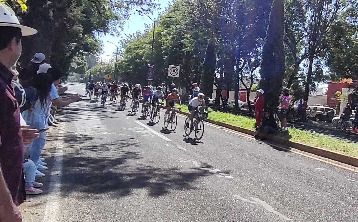 Organizaron Sectur y Cometud carrera de ciclismo modalidad Criterium