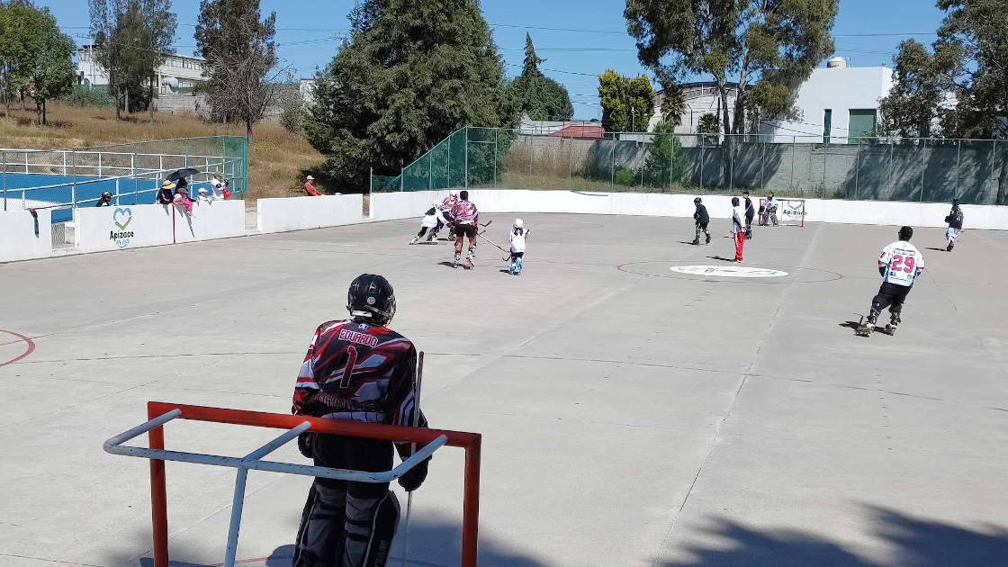 Kaoru Kawabata alista a jóvenes para que representen a la entidad en patinaje