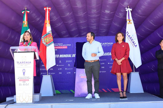 Promueve gobernadora mundial de voleibol de playa Tlaxcala 2023 en Apizaco