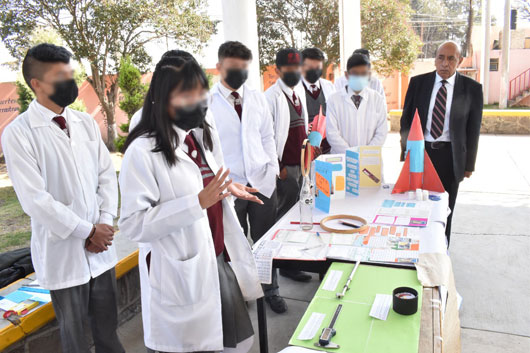 Realiza Cobat Primera Feria De Ciencias en planteles del estado