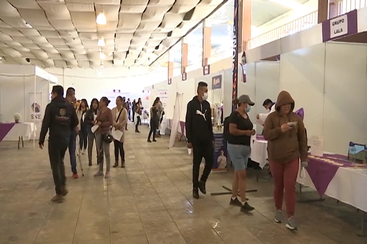Realizaran 3 ferias de empleo para ofertar plazas de empresas automotrices y turísticas en Tlaxcala 