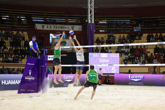 Prevalece ambiente de fiesta en los octavos de final del Mundial de Playa en Huamantla