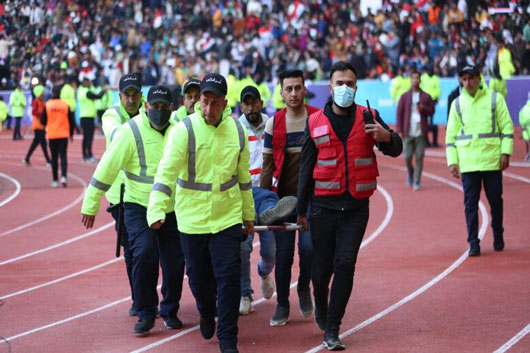 Estampida frente a estadio en Irak deja al menos un muerto y decenas de heridos